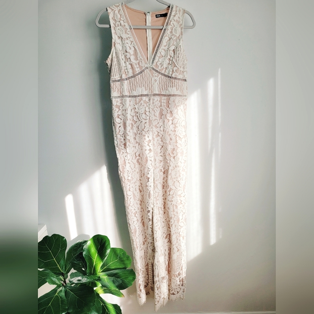 Lace jumpsuit Small
